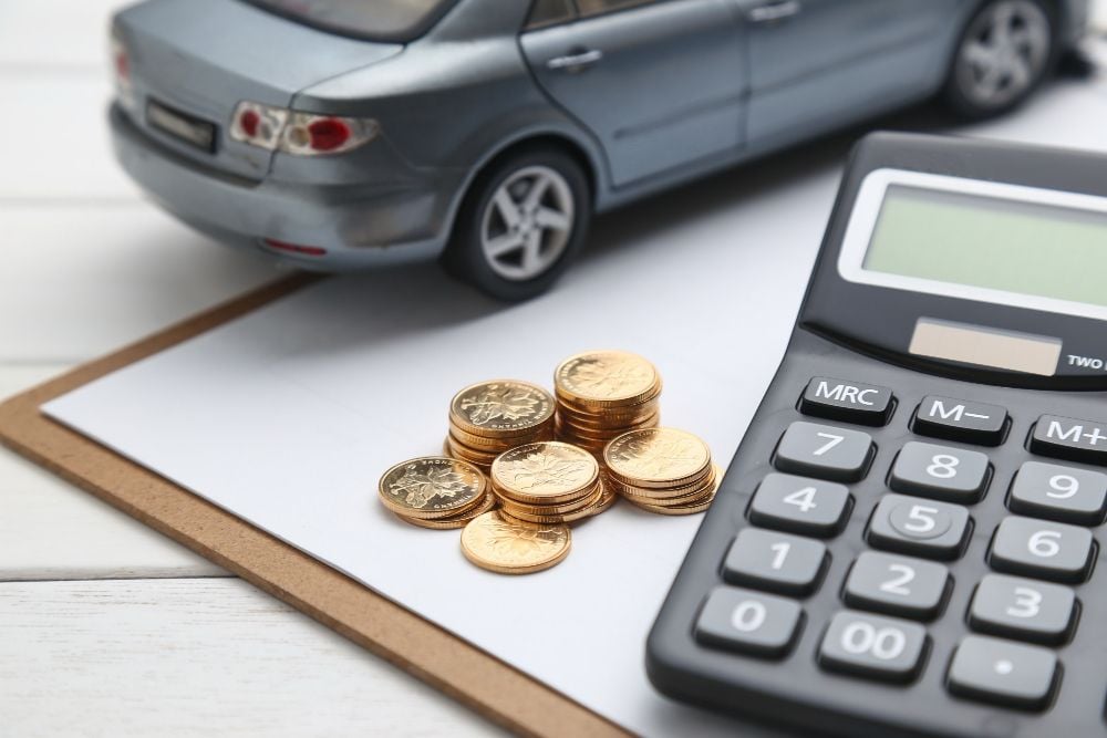 Carro financiado pode ser vendido? Entenda as regras