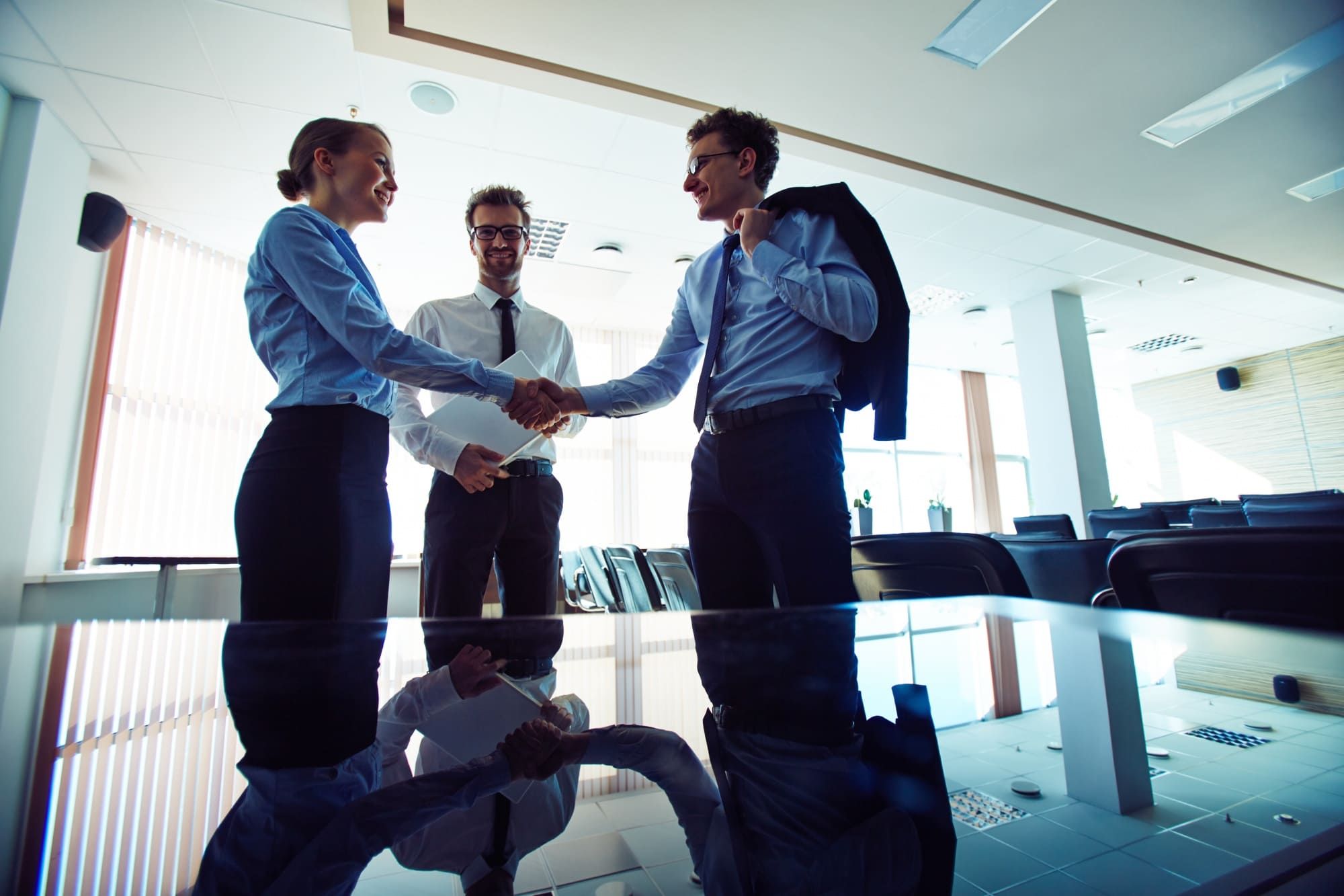 O que avaliar antes de entrar em uma sociedade empresarial: guia completo