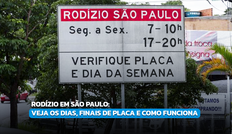 Foto de uma placa com informações sobre o rodízio em São Paulo. Essa placa fica na beira de uma das vias da cidade.